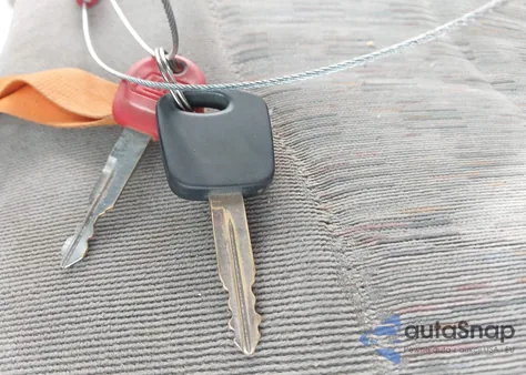 2001 Ford Super Duty F-350 Srw Lariat/Xl/Xlt из США, поврежденный, VIN 3FTSX31F11MA06705